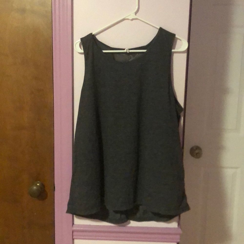 Grey tank top
